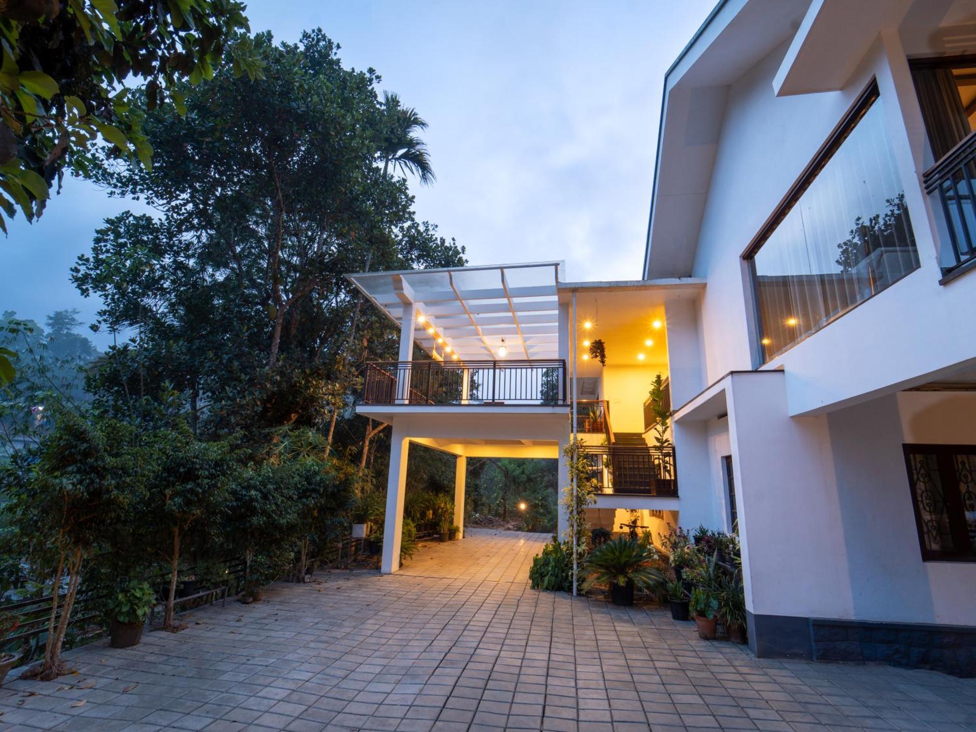 Coffee And Pepper Plantation Homestay Thekkady Luaran gambar